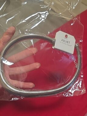 Juliet Silver Tone Chunky Ribbed Omega Collar Necklace